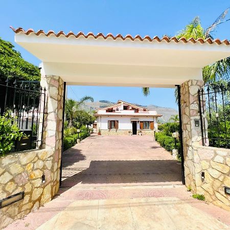Villa Genova Carini Buitenkant foto