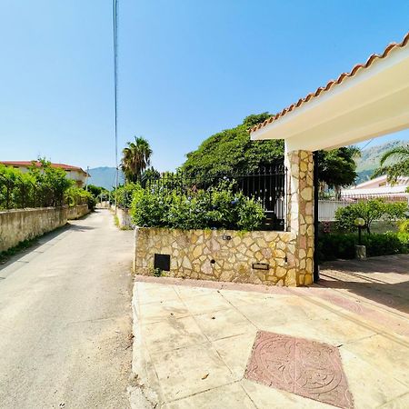 Villa Genova Carini Buitenkant foto